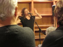 Liz Cherhal à Saint Barthélémy d'Anjou